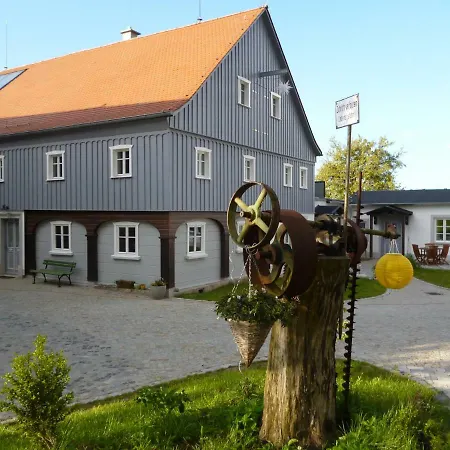 Muehlenhof Oberseifersdorf * Mittelherwigsdorf